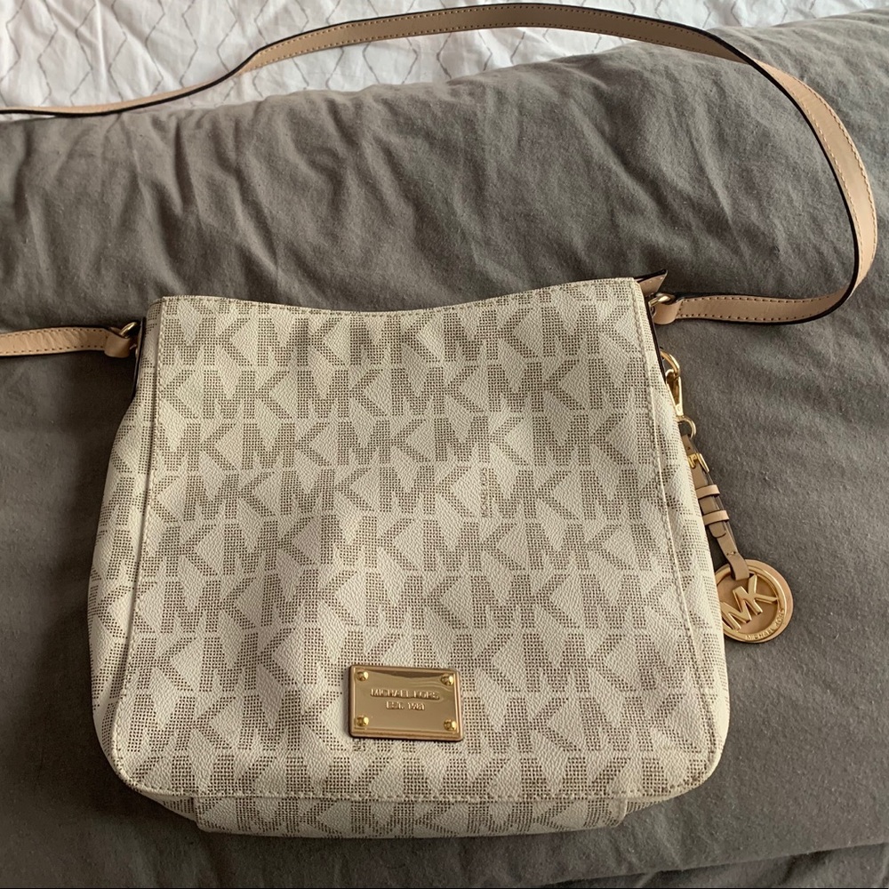 Michael Kors Crossbody Bag